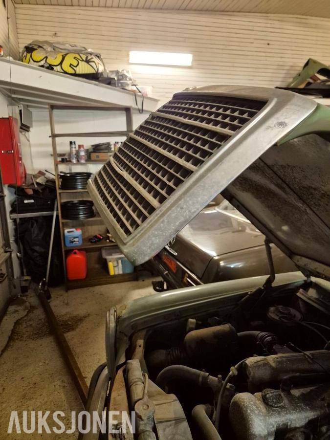 1975 Mercedes-Benz 230, 230 Diesel Ambulanse, Ukjent KM. Lokasjon Råde Østfold